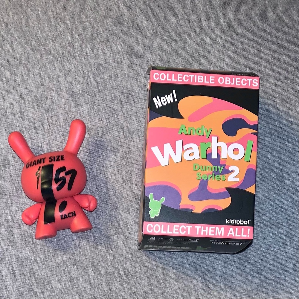 Kidrobot Andy Warhol Dunny Series 2 - Giant Size $1.57, Open Box.